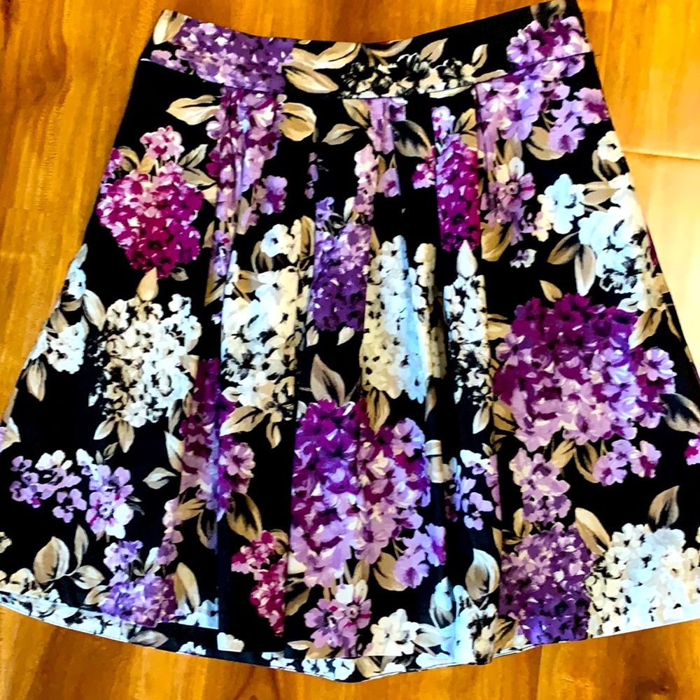 WHBM Pleated Skirt